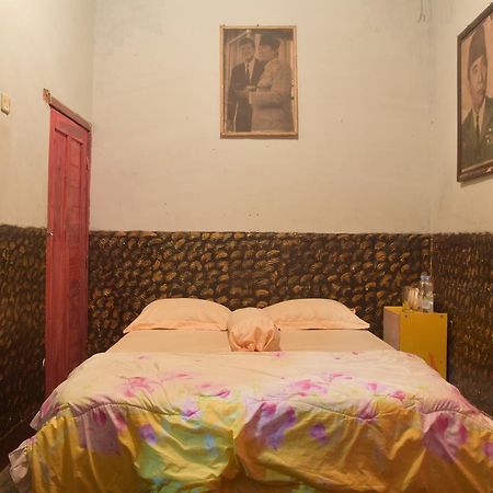 Jaya Homestay Тетебату Екстериор снимка