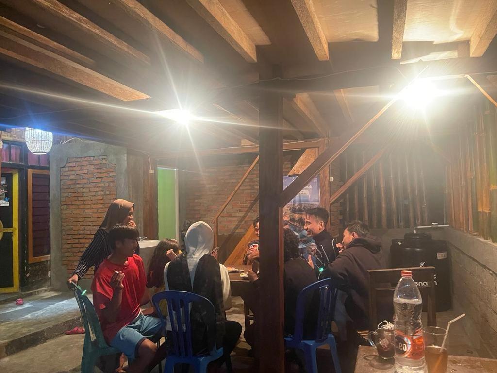 Jaya Homestay Тетебату Екстериор снимка